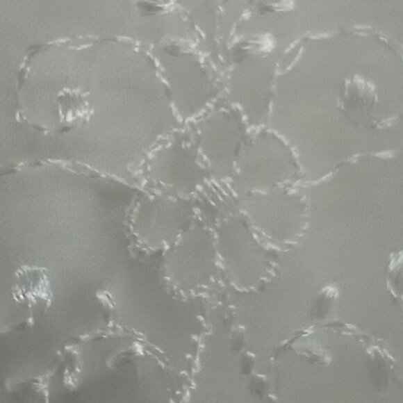 White girls' dress size 8 for flower girl/first communion/confirmation/party - Picture 8 of 10